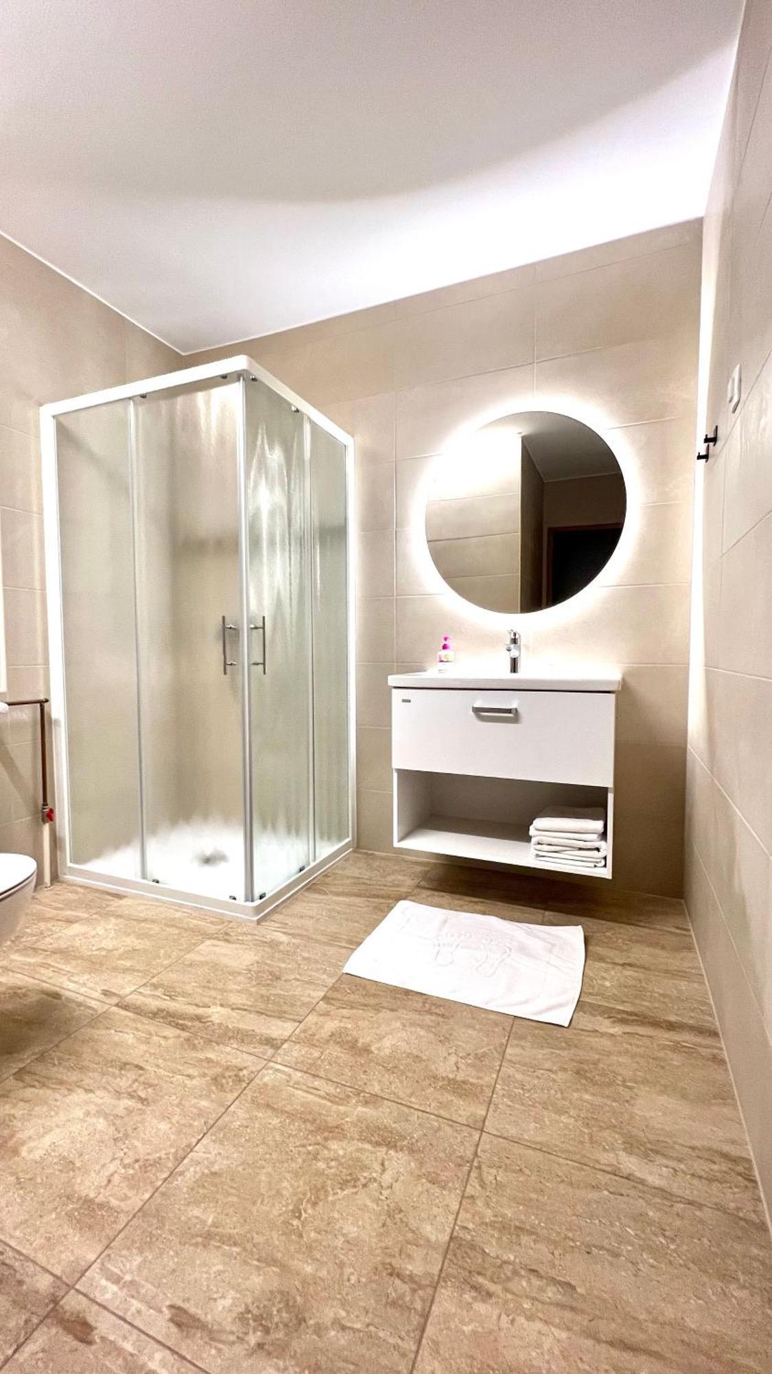 Stara Lipa Tasner Free Kitchen&Garage&Parking-Self Check In Hotel Maribor Kamer foto