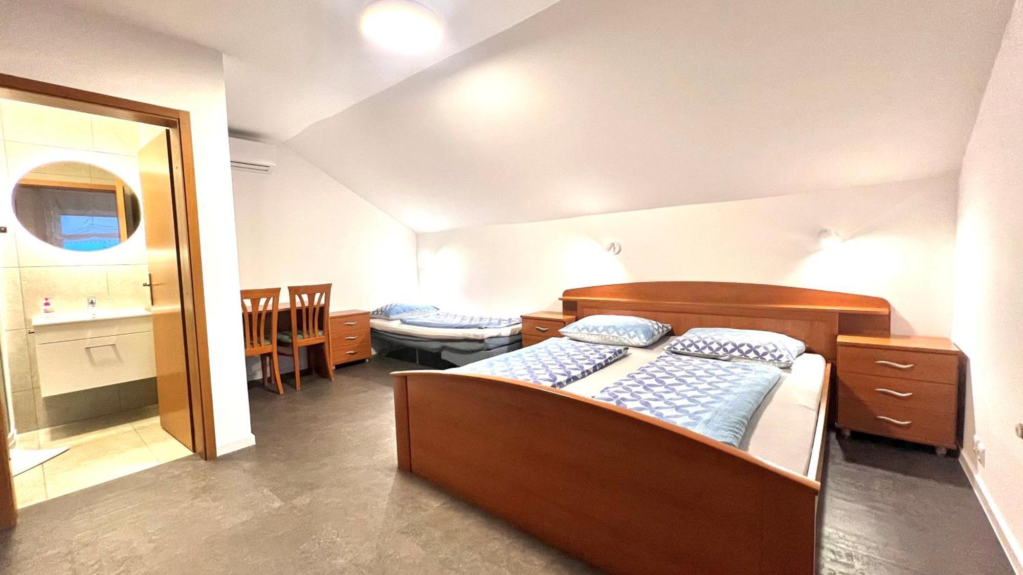 Stara Lipa Tasner Free Kitchen&Garage&Parking-Self Check In Hotel Maribor Kamer foto