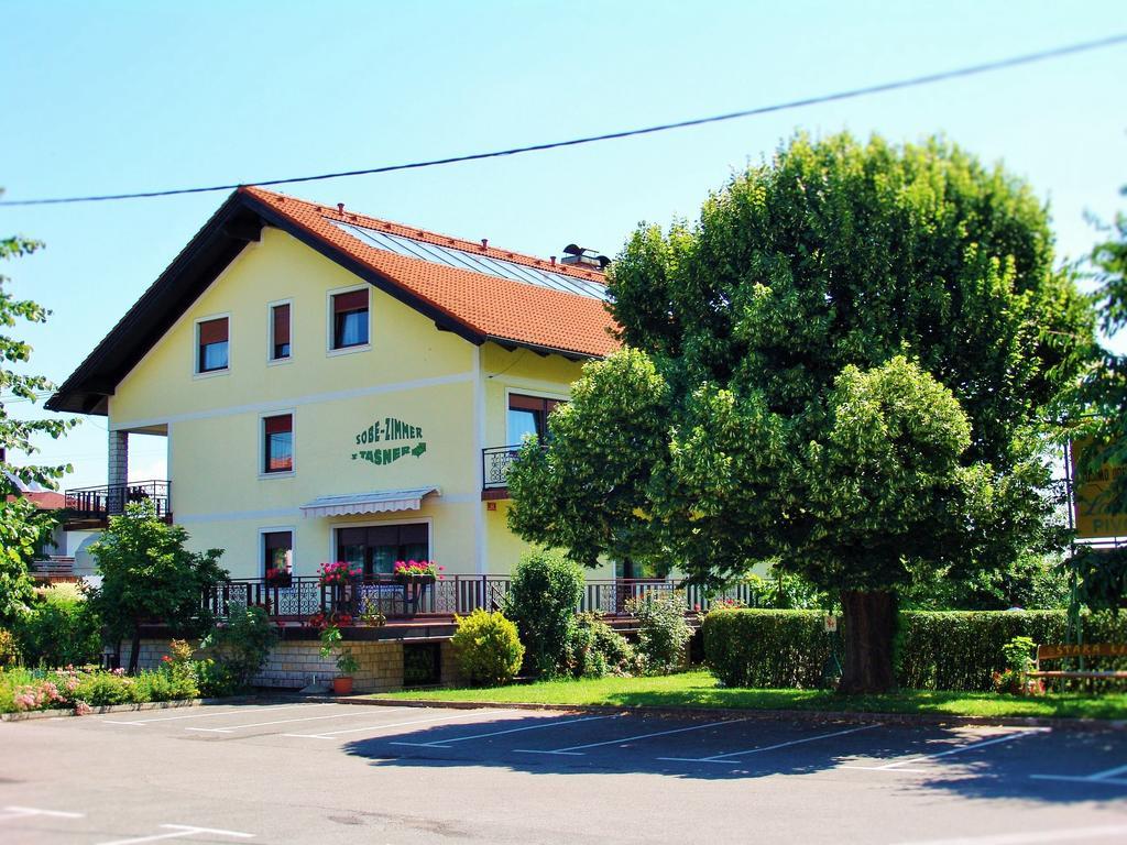 Stara Lipa Tasner Free Kitchen&Garage&Parking-Self Check In Hotel Maribor Buitenkant foto