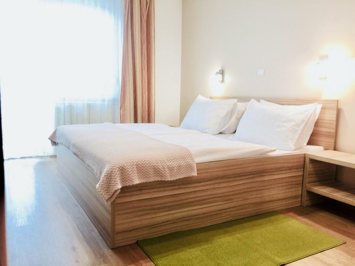 Stara Lipa Tasner Free Kitchen&Garage&Parking-Self Check In Hotel Maribor Buitenkant foto